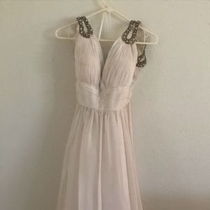 White formal gown. Plus Size.